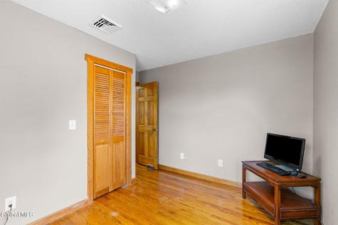 22 Island View Road Cohoes NY 12047