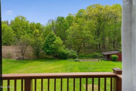 22 Island View Road Cohoes NY 12047
