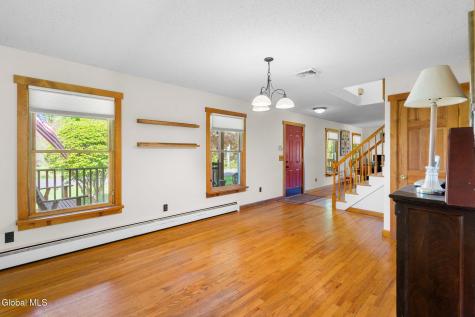 22 Island View Road Cohoes NY 12047