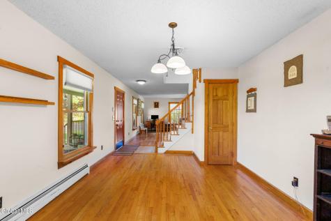 22 Island View Road Cohoes NY 12047