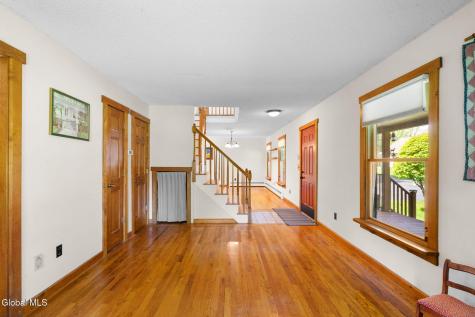 22 Island View Road Cohoes NY 12047