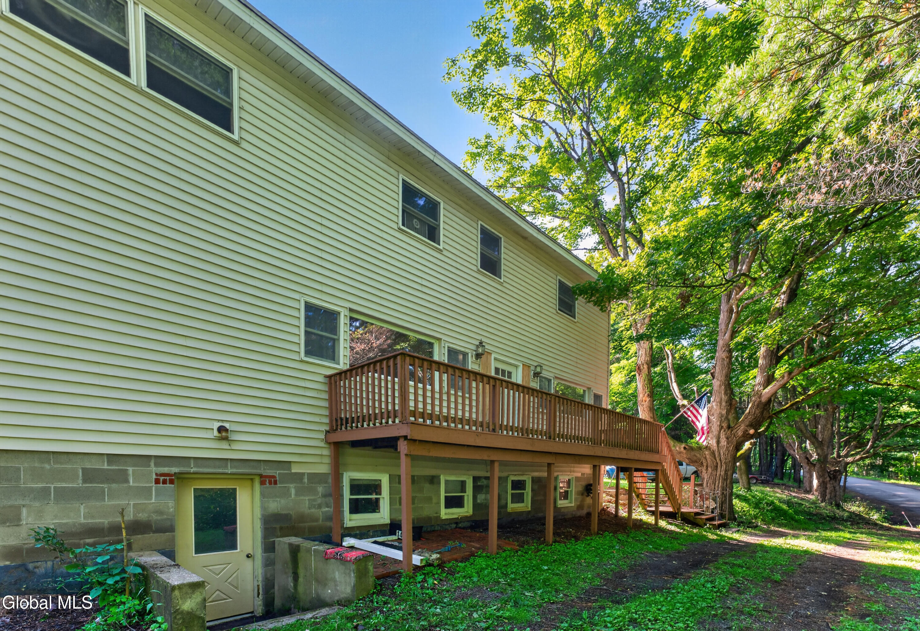 522 Konchar Road Maryland NY 12116