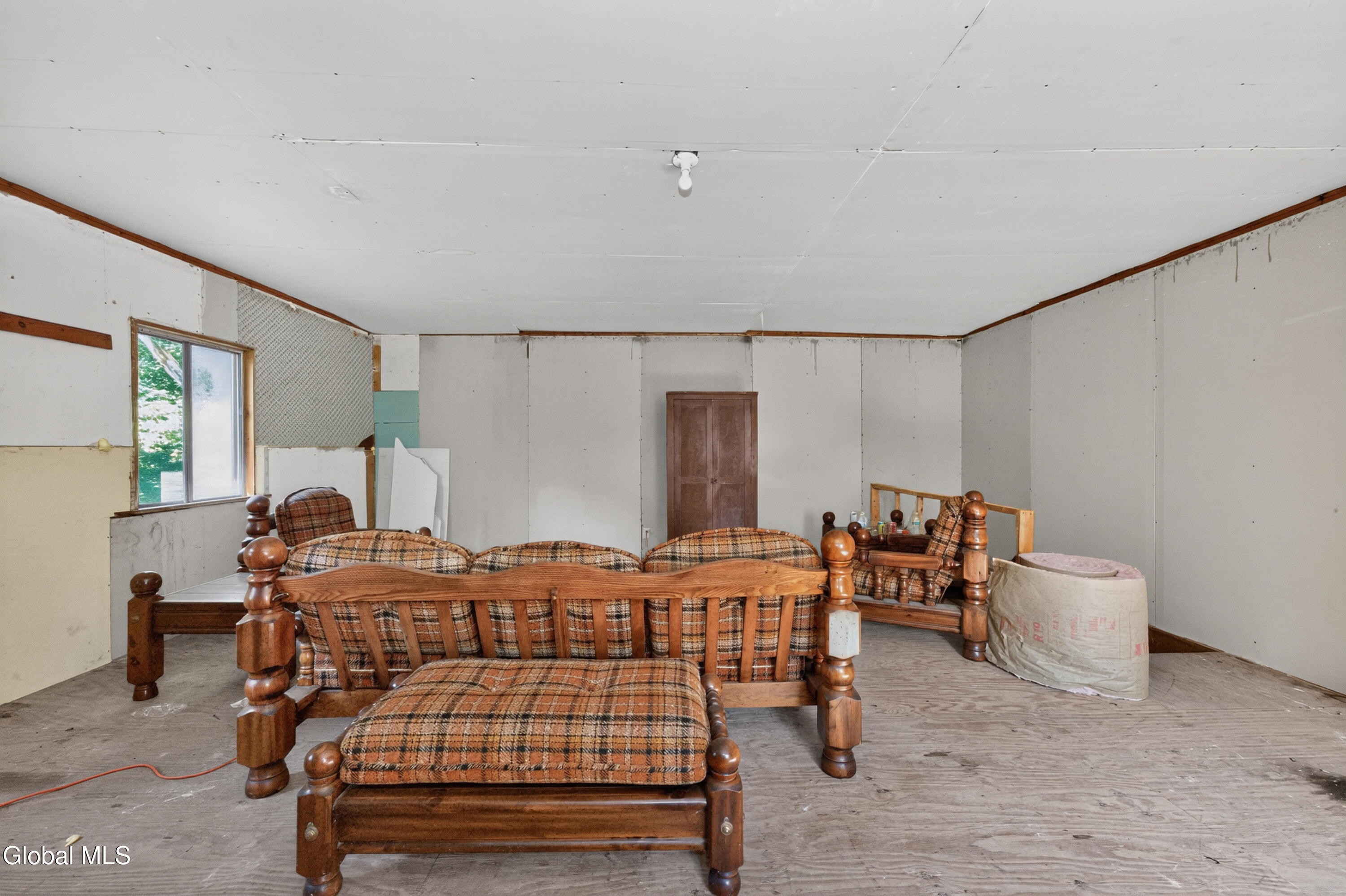 522 Konchar Road Maryland NY 12116