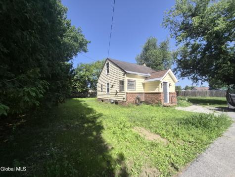 27 Division Street Kingsbury NY 12839