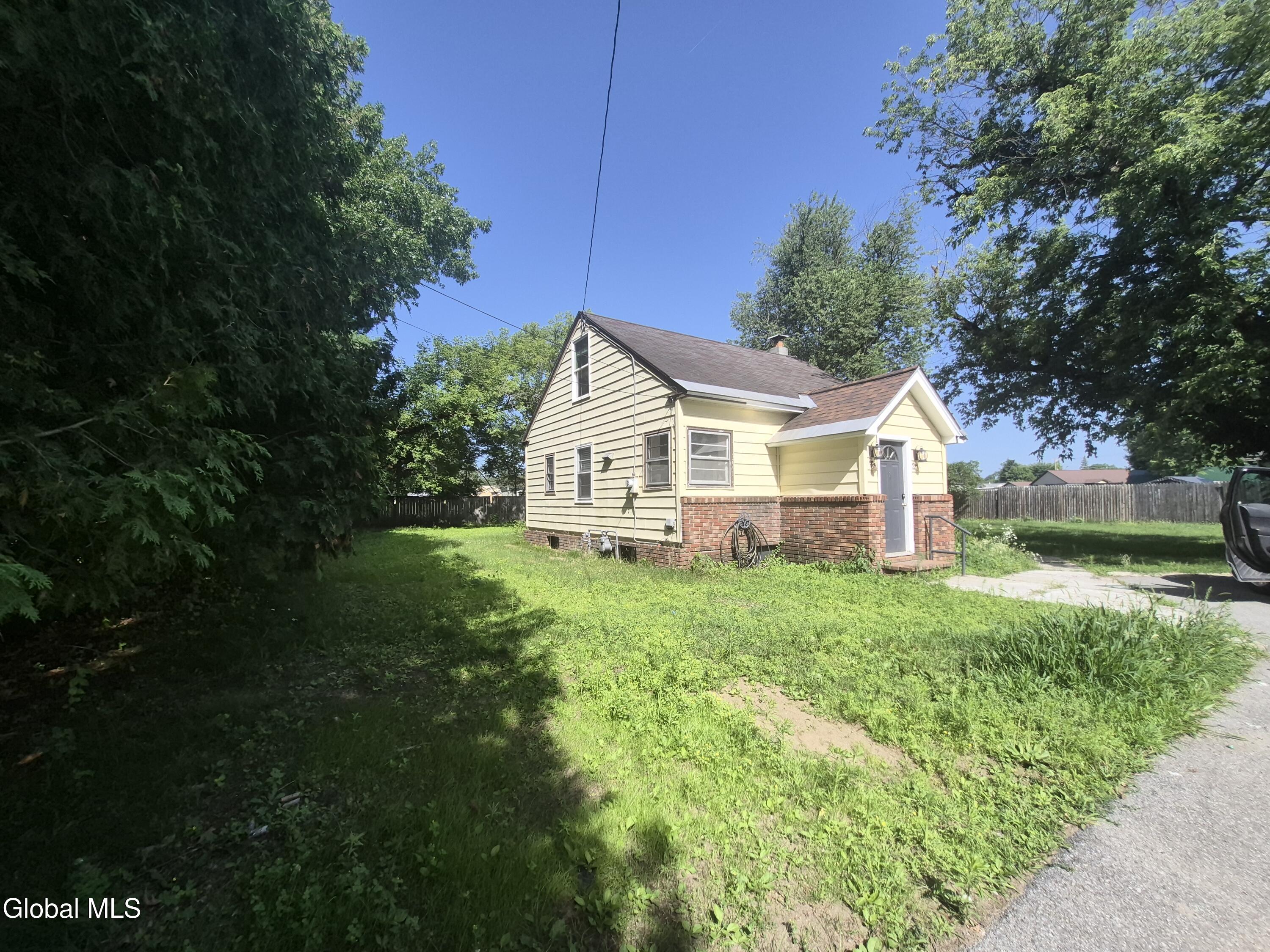 27 Division Street Kingsbury NY 12839