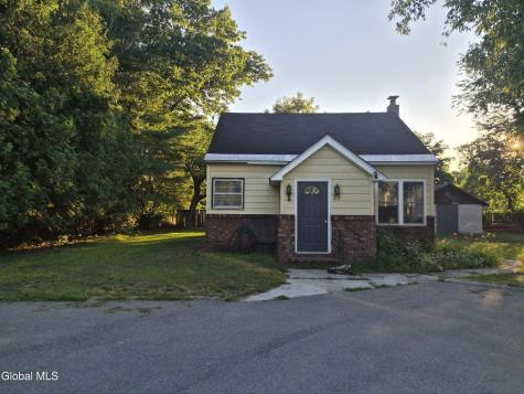 27 Division Street Kingsbury NY 12839