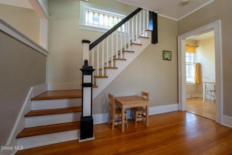 49 Glendale Avenue Albany NY 12208