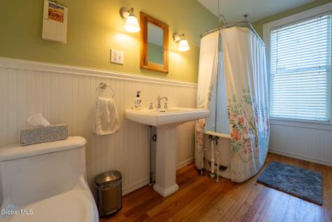 49 Glendale Avenue Albany NY 12208