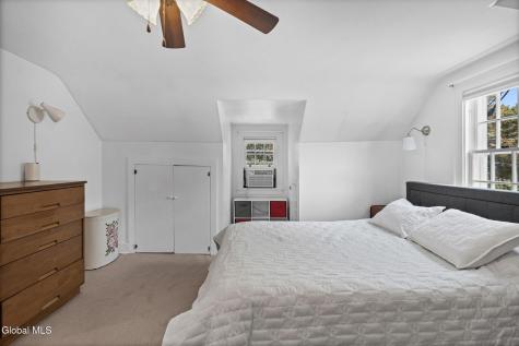 533 Bloomingrove Drive Rensselaer NY 12144