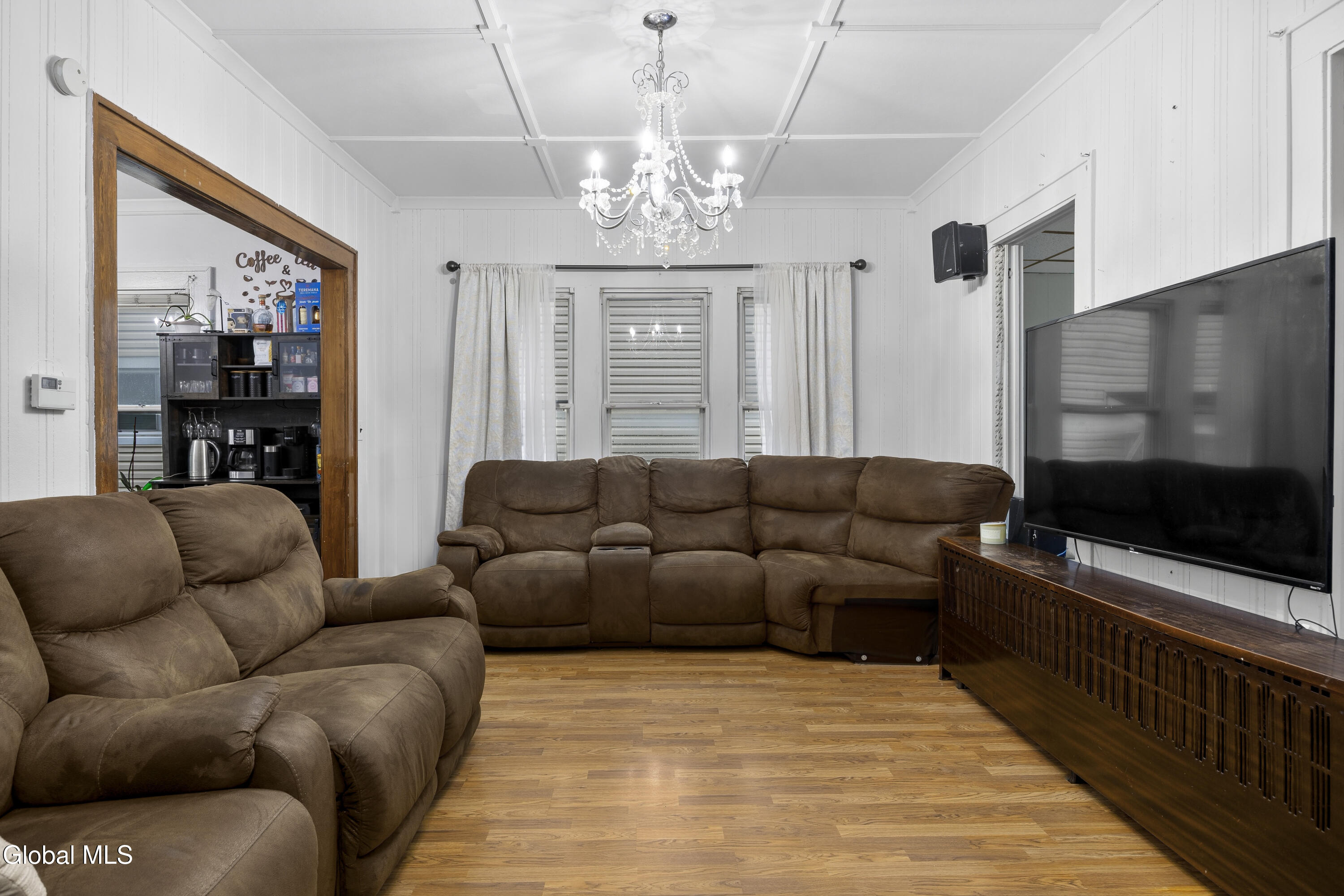 4 Maplewood Avenue Colonie NY 12205