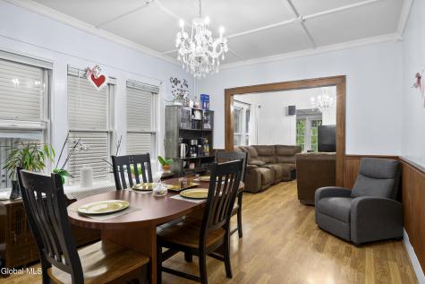4 Maplewood Avenue Colonie NY 12205