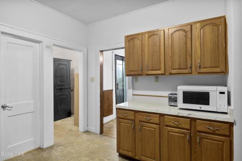 4 Maplewood Avenue Colonie NY 12205