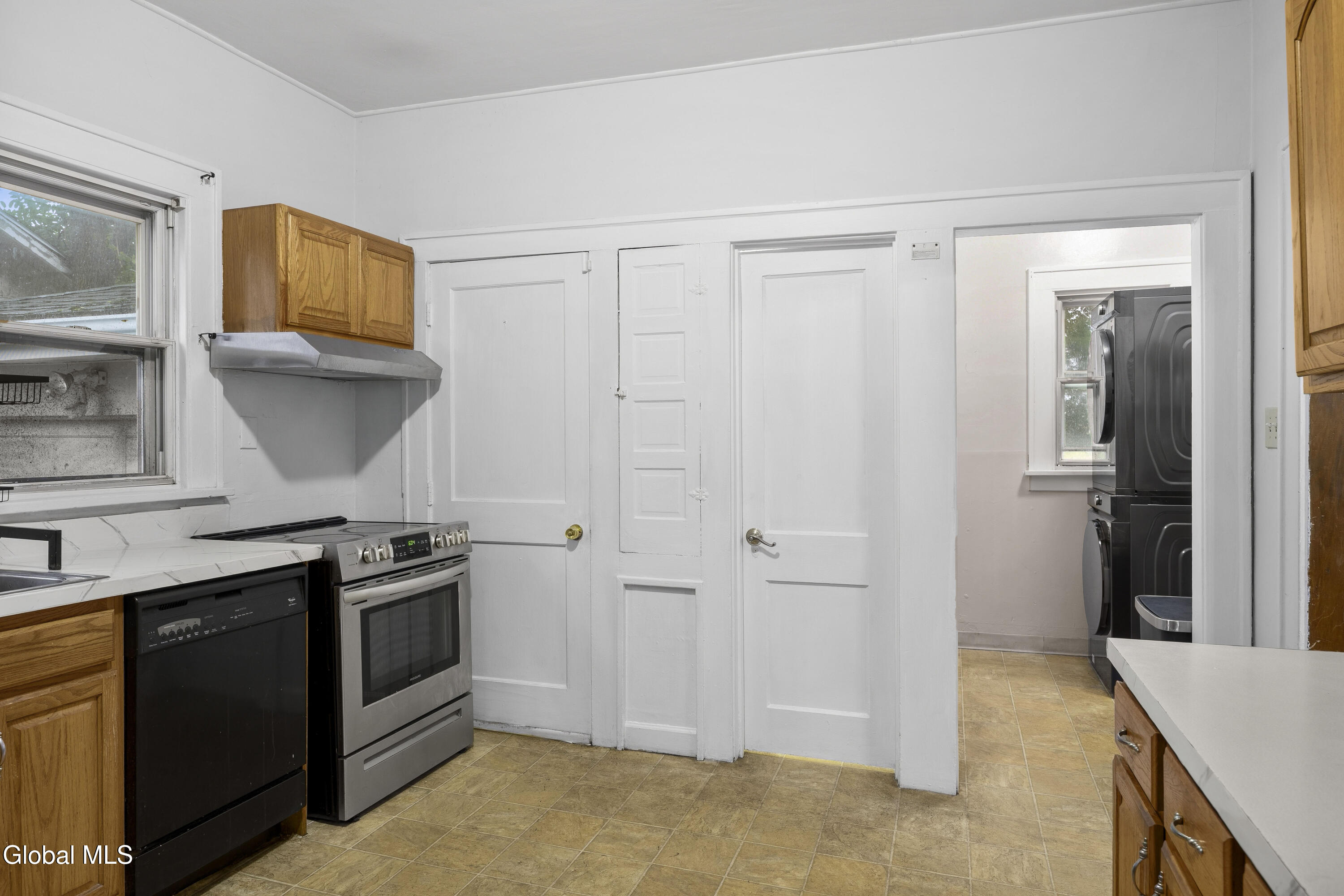 4 Maplewood Avenue Colonie NY 12205