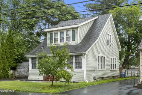 4 Maplewood Avenue Colonie NY 12205