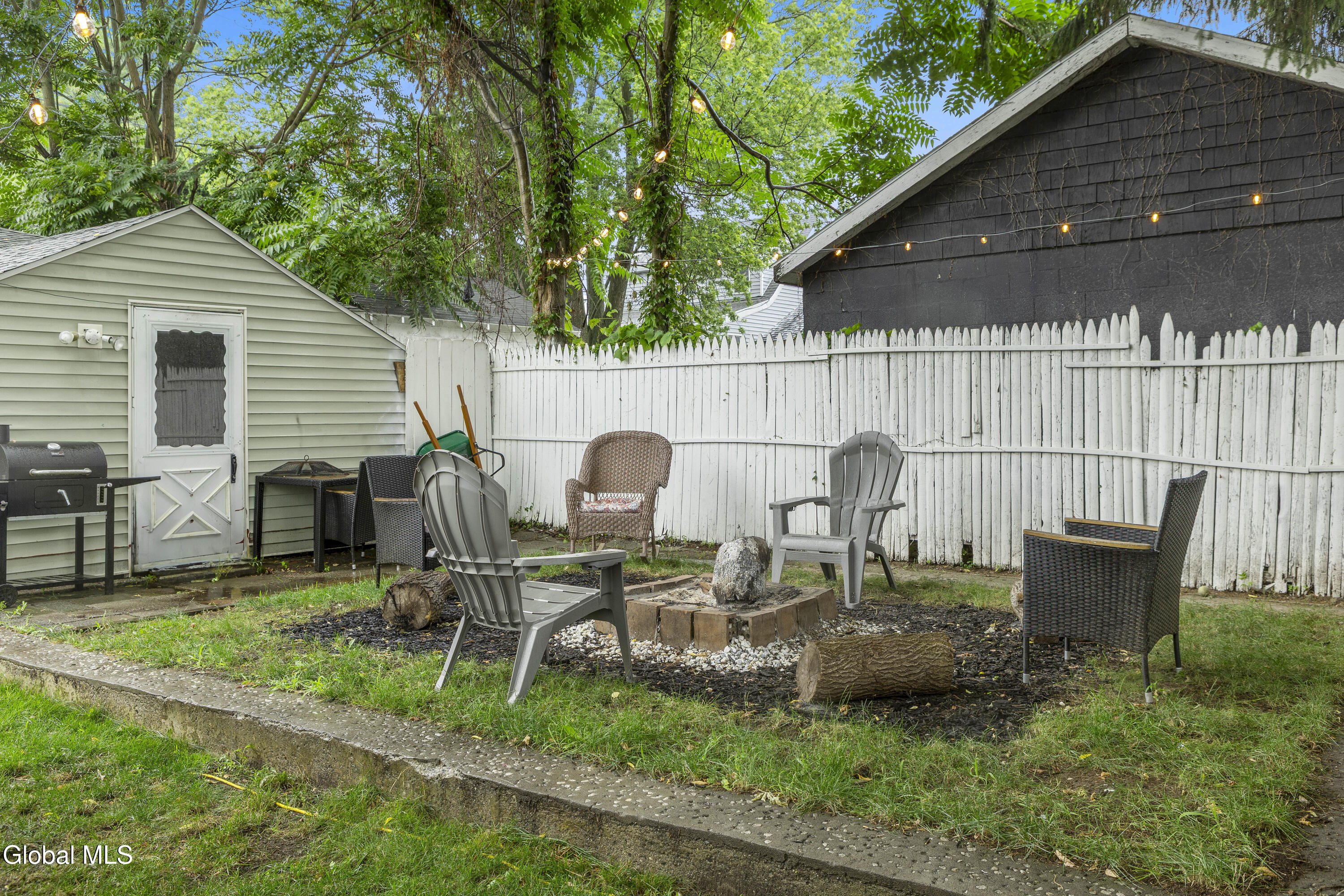 4 Maplewood Avenue Colonie NY 12205
