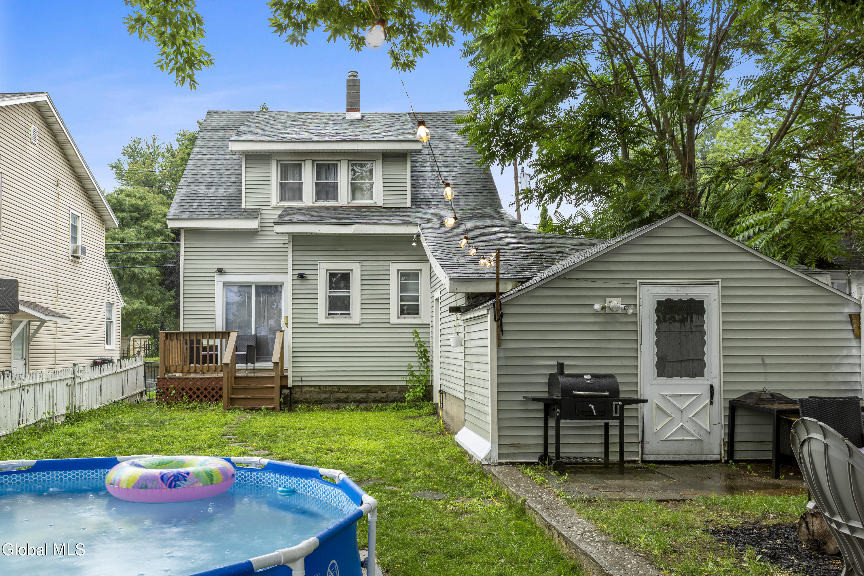 4 Maplewood Avenue Colonie NY 12205