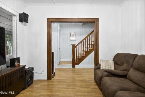 4 Maplewood Avenue Colonie NY 12205