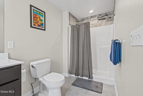 13 Weston Way Malta NY 12020