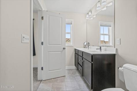 13 Weston Way Malta NY 12020