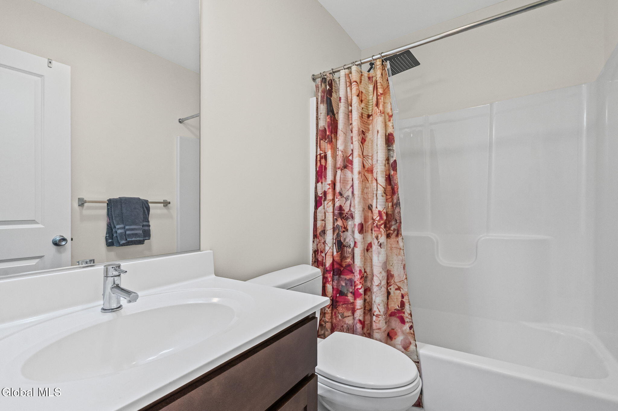 13 Weston Way Malta NY 12020