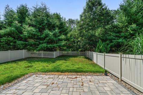 13 Weston Way Malta NY 12020