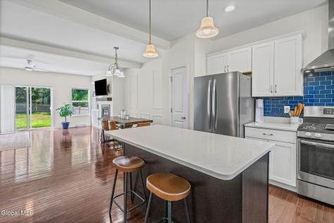 13 Weston Way Malta NY 12020