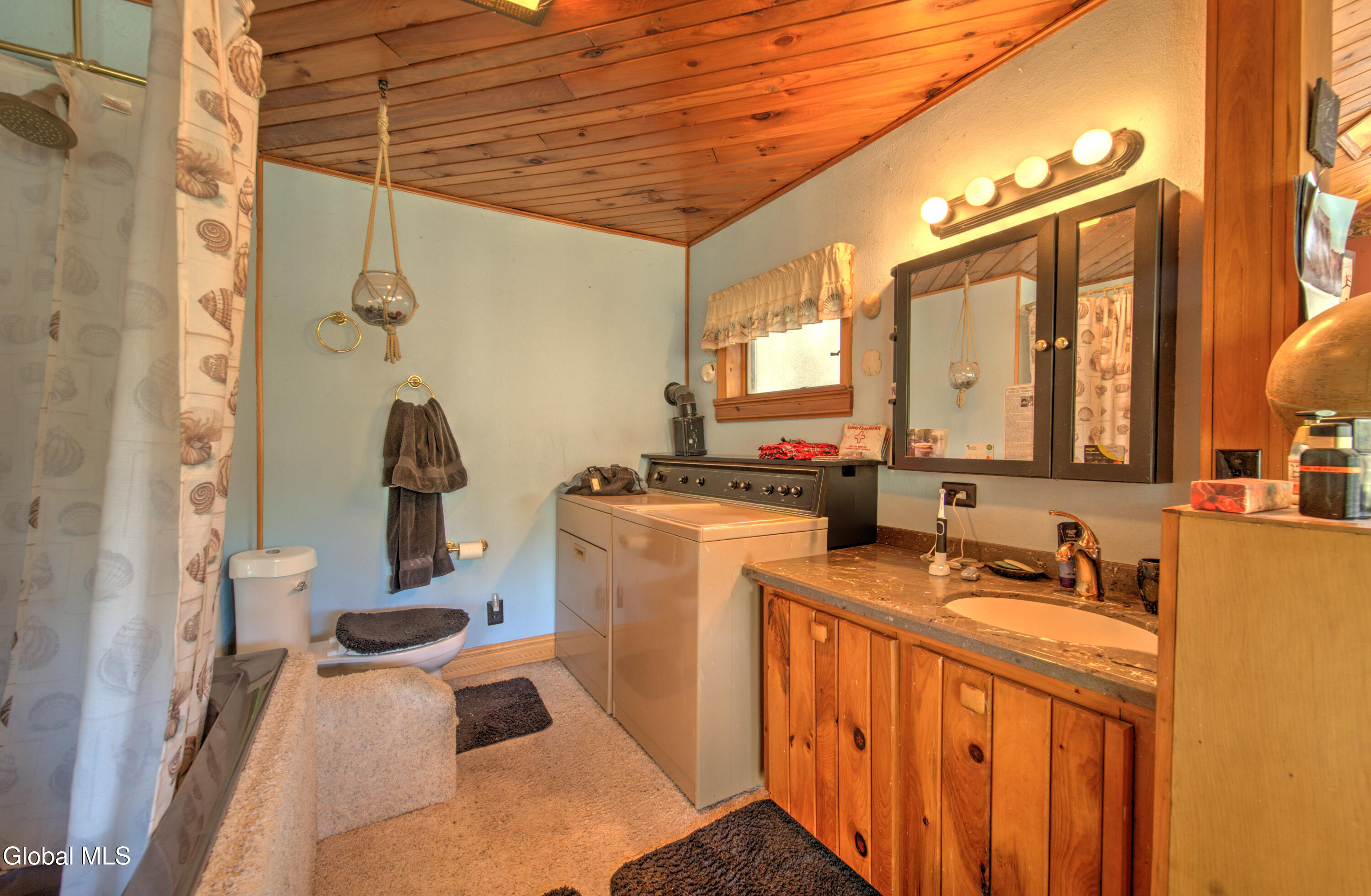 279 Proper Road Mayfield NY 12078