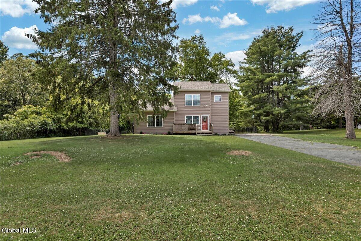 5 Lake Hills Road Troy NY 12180