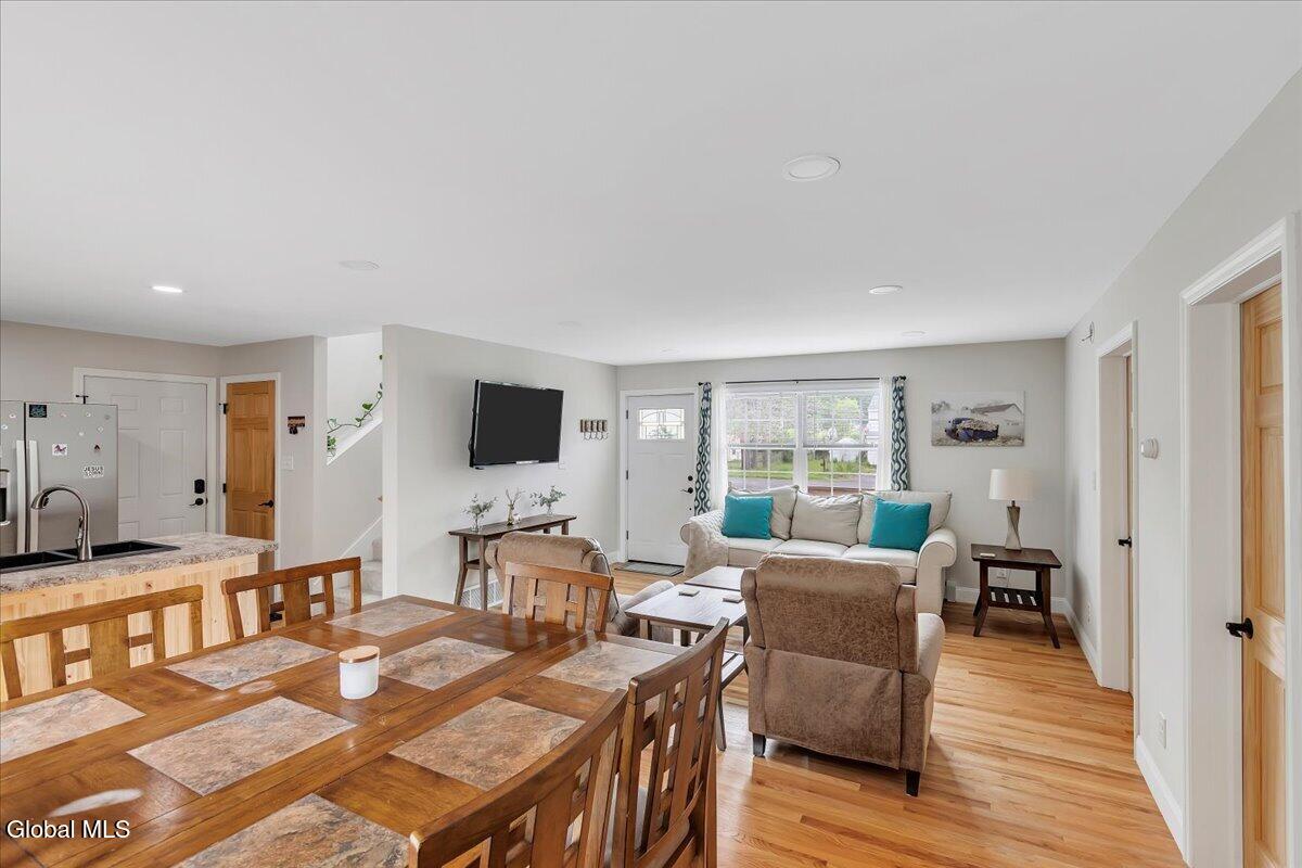 5 Lake Hills Road Troy NY 12180