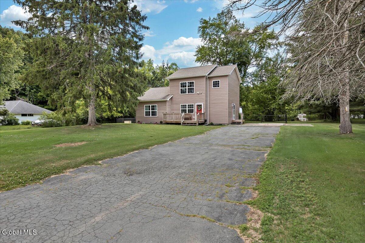 5 Lake Hills Road Troy NY 12180