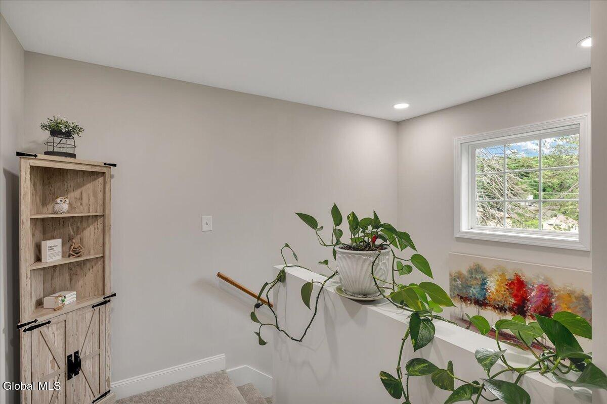 5 Lake Hills Road Troy NY 12180