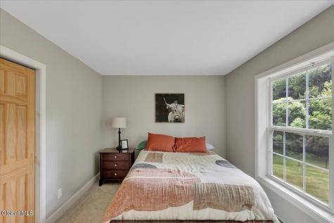 5 Lake Hills Road Troy NY 12180