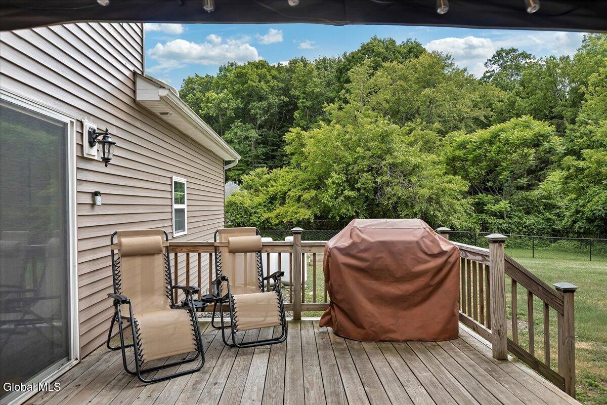 5 Lake Hills Road Troy NY 12180