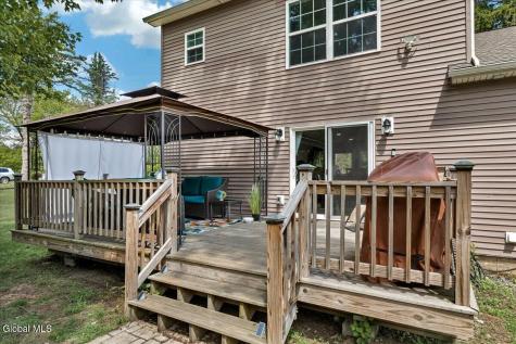 5 Lake Hills Road Troy NY 12180