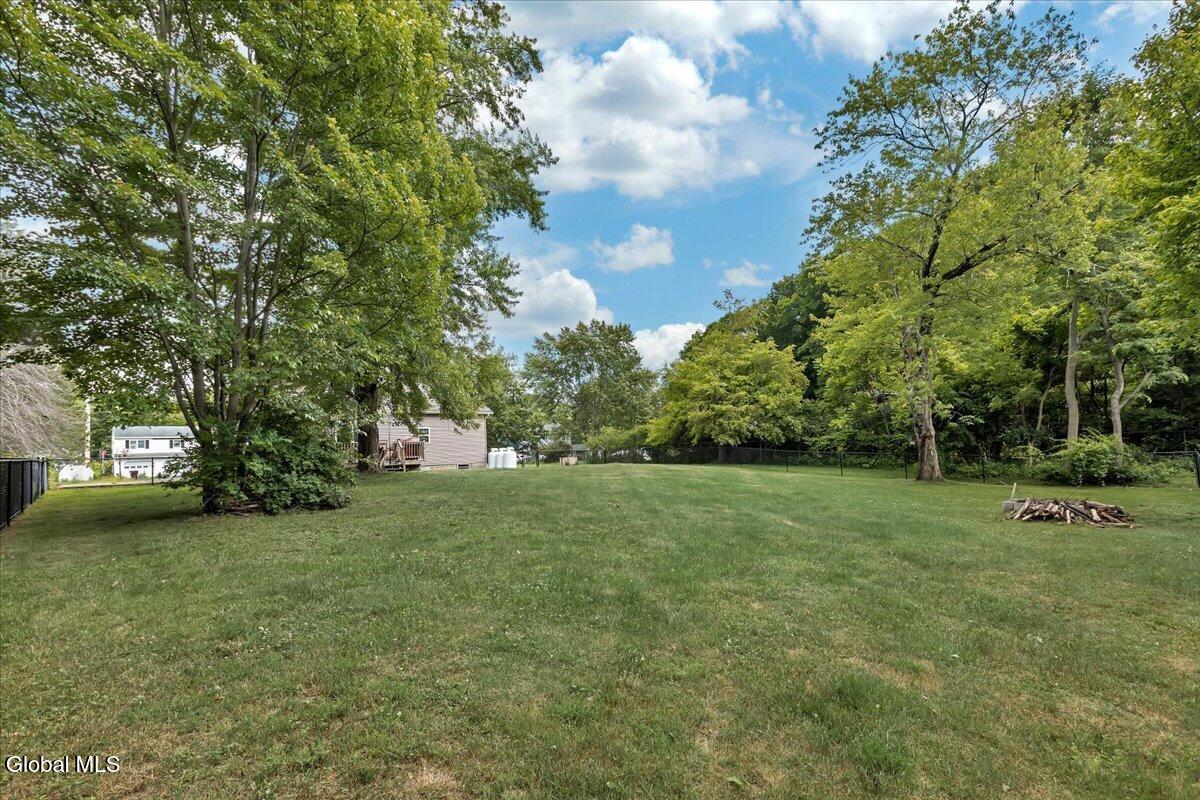 5 Lake Hills Road Troy NY 12180