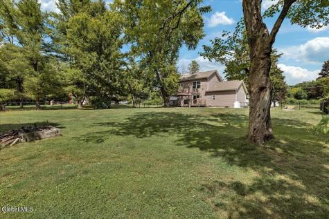 5 Lake Hills Road Troy NY 12180