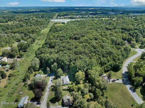 5 Lake Hills Road Troy NY 12180