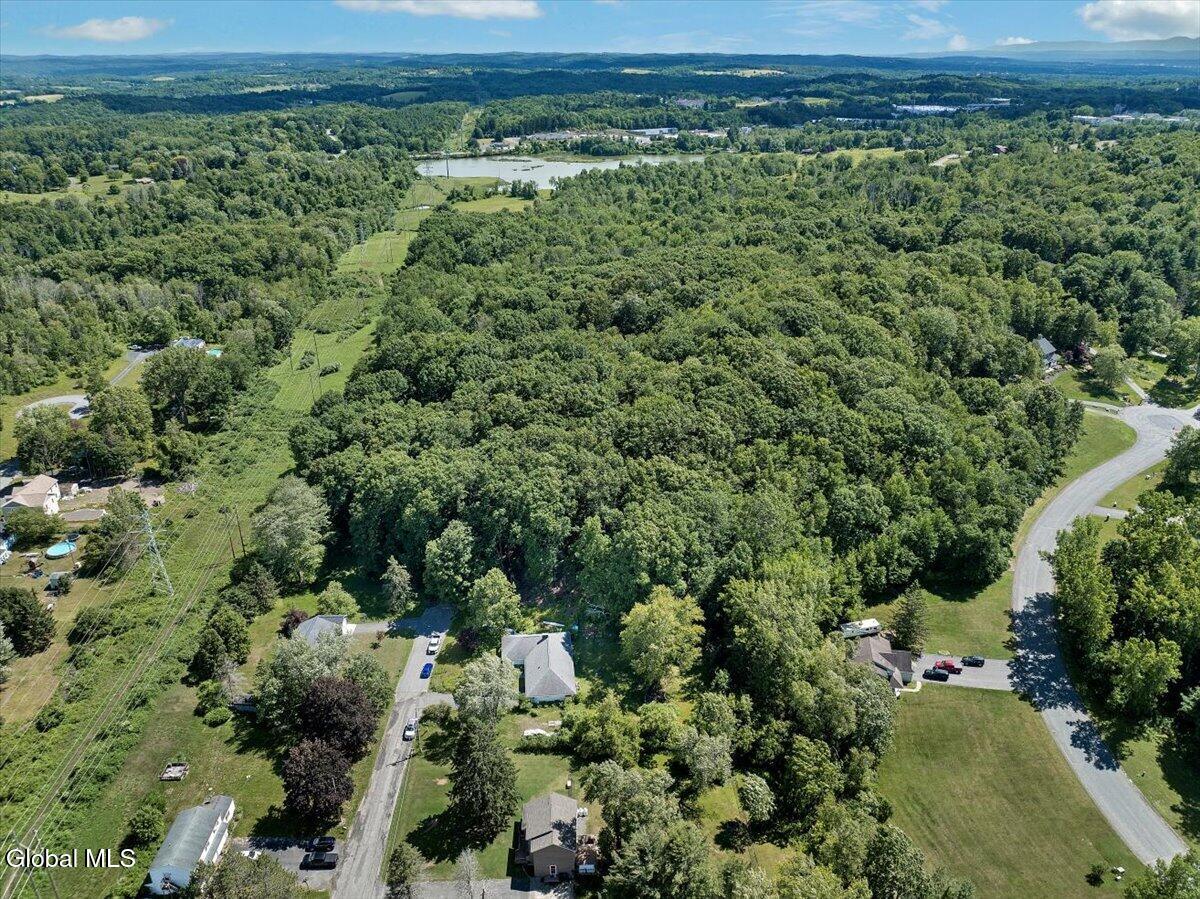 5 Lake Hills Road Troy NY 12180