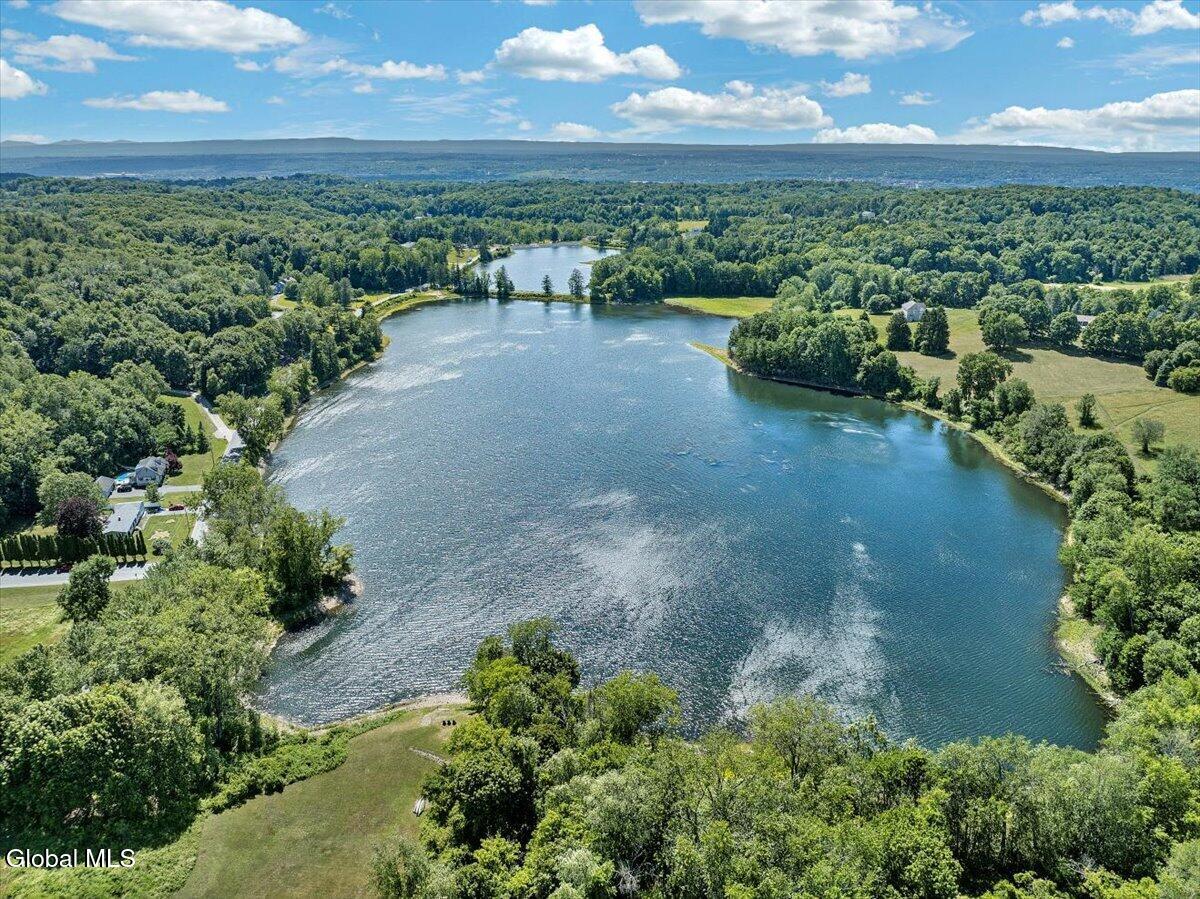 5 Lake Hills Road Troy NY 12180