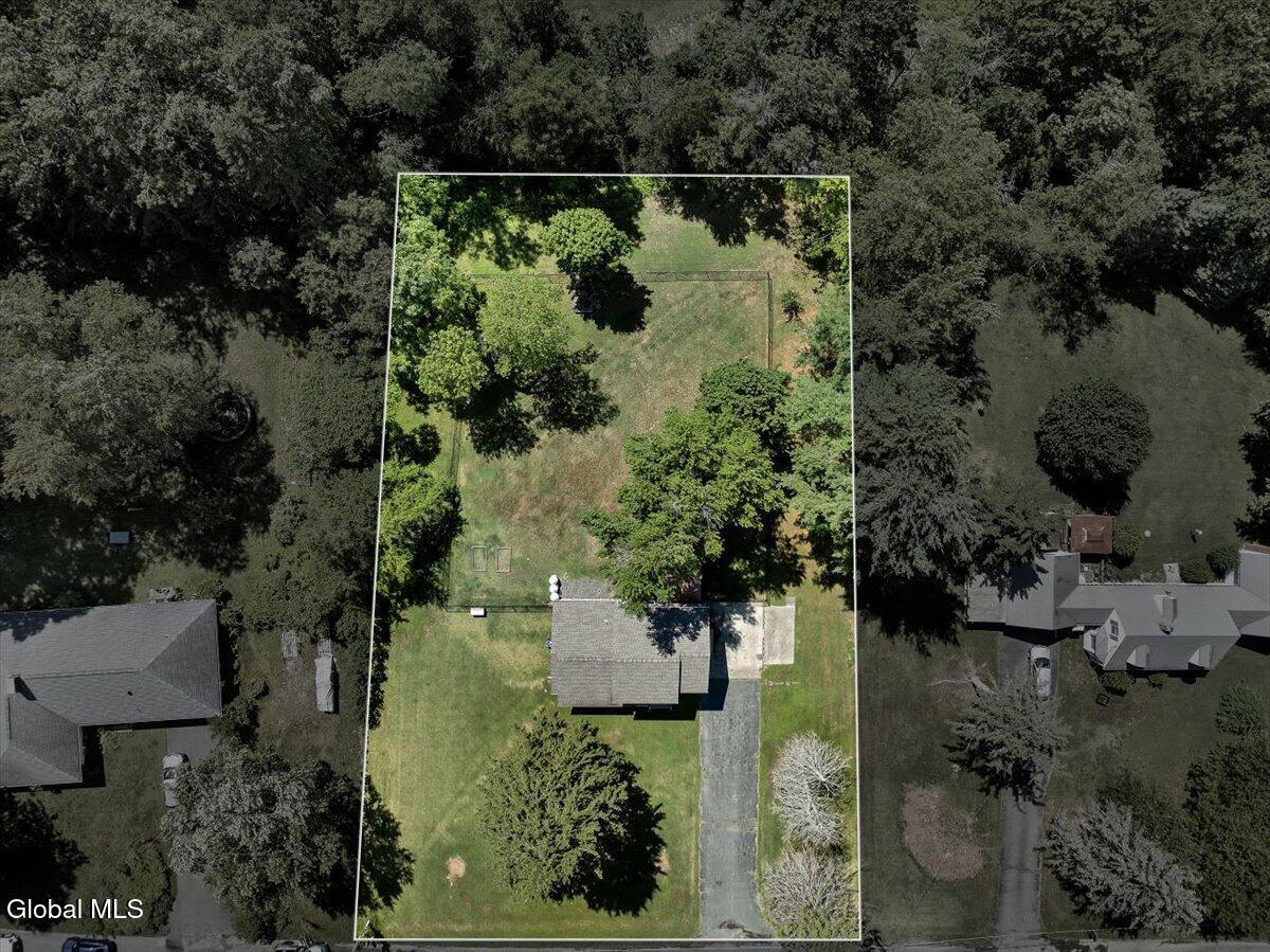 5 Lake Hills Road Troy NY 12180