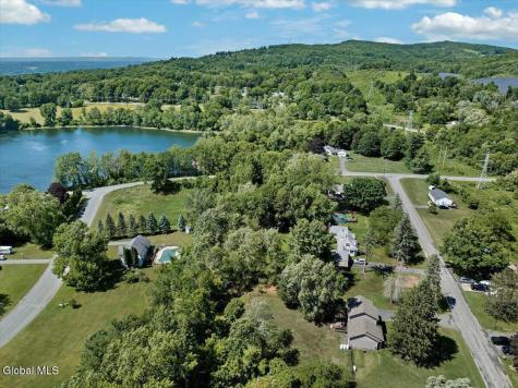 5 Lake Hills Road Troy NY 12180