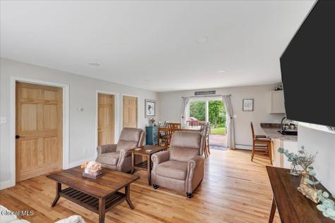 5 Lake Hills Road Troy NY 12180