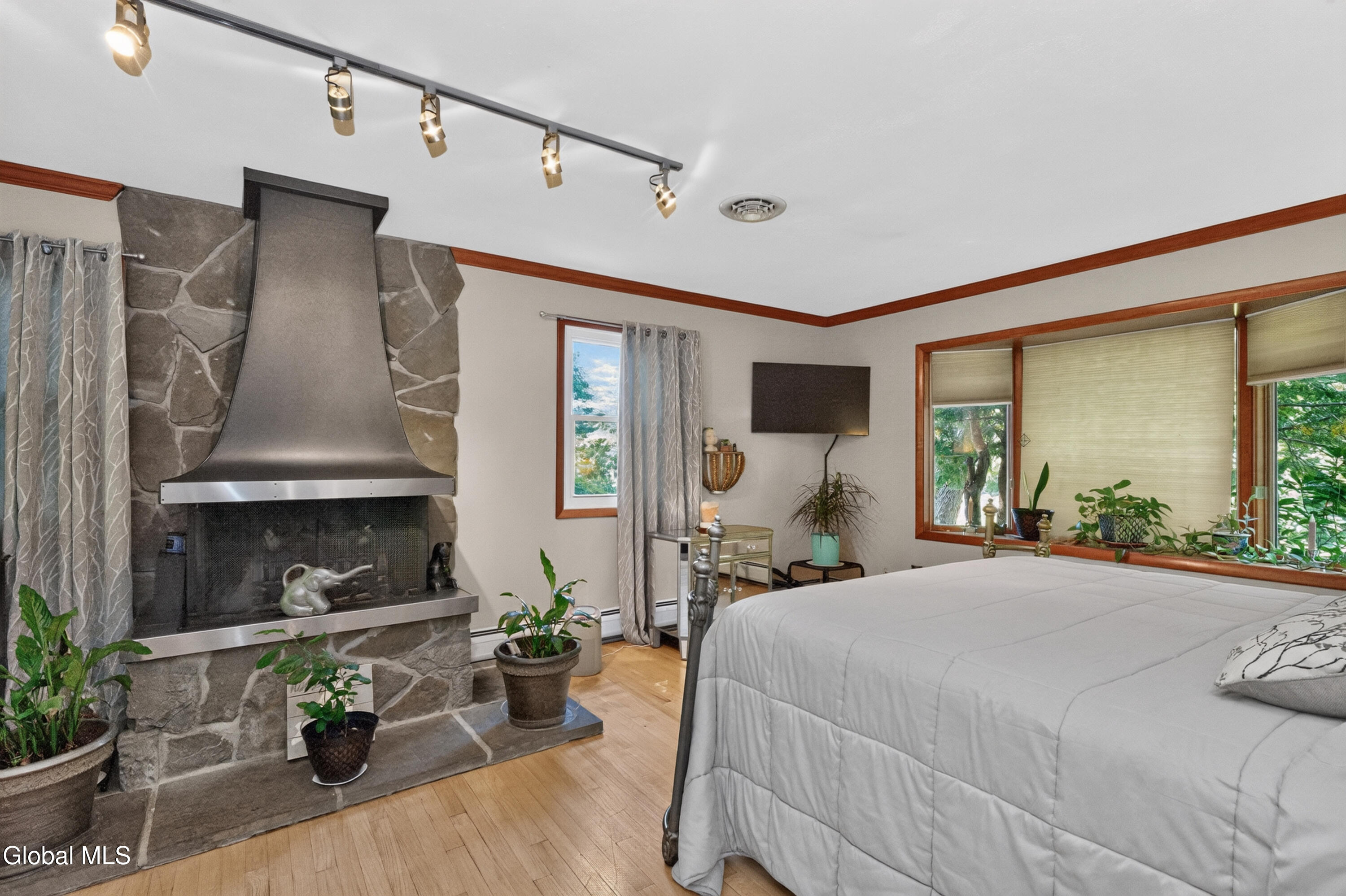 14 Brookwood Drive Clifton Park NY 12065