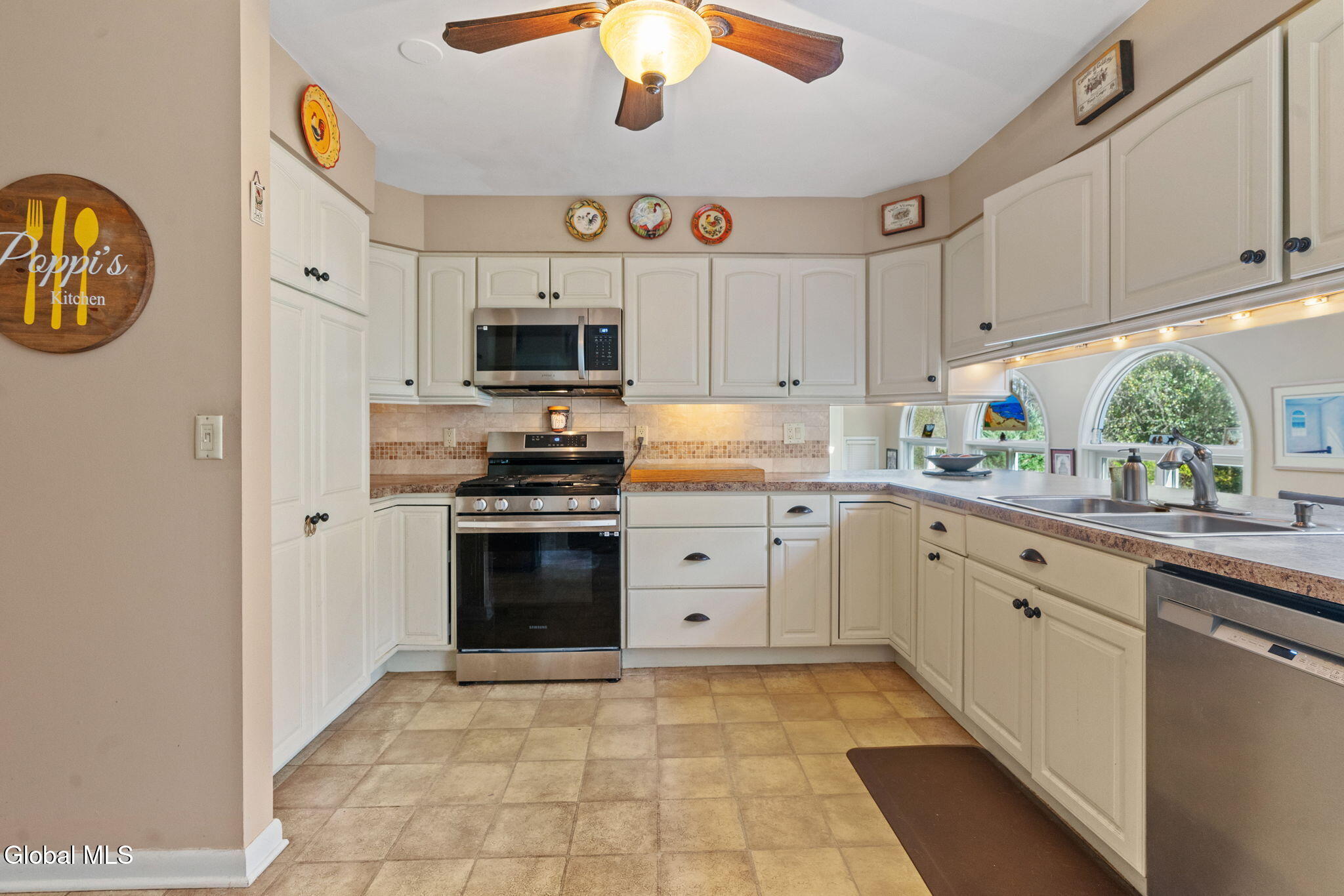 1226 Hempstead Road Schenectady NY 12309
