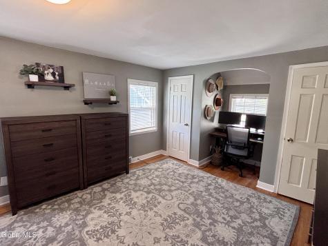 2317 Barcelona Road Schenectady NY 12309