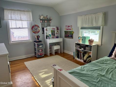 2317 Barcelona Road Schenectady NY 12309