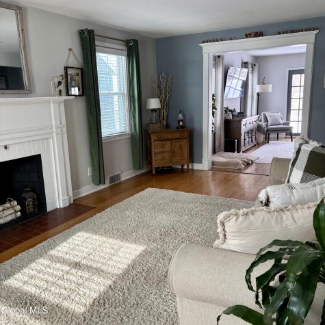 2317 Barcelona Road Schenectady NY 12309