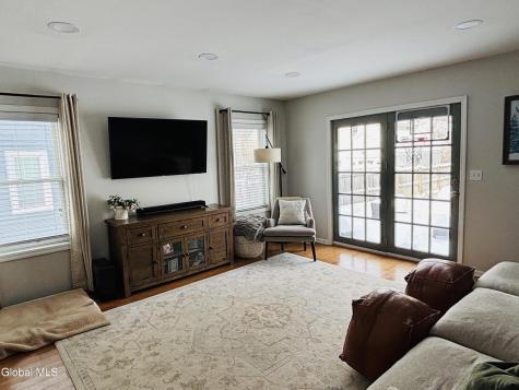 2317 Barcelona Road Schenectady NY 12309