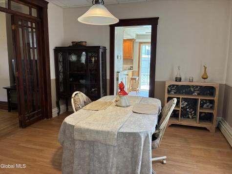464 8th Avenue Troy NY 12182