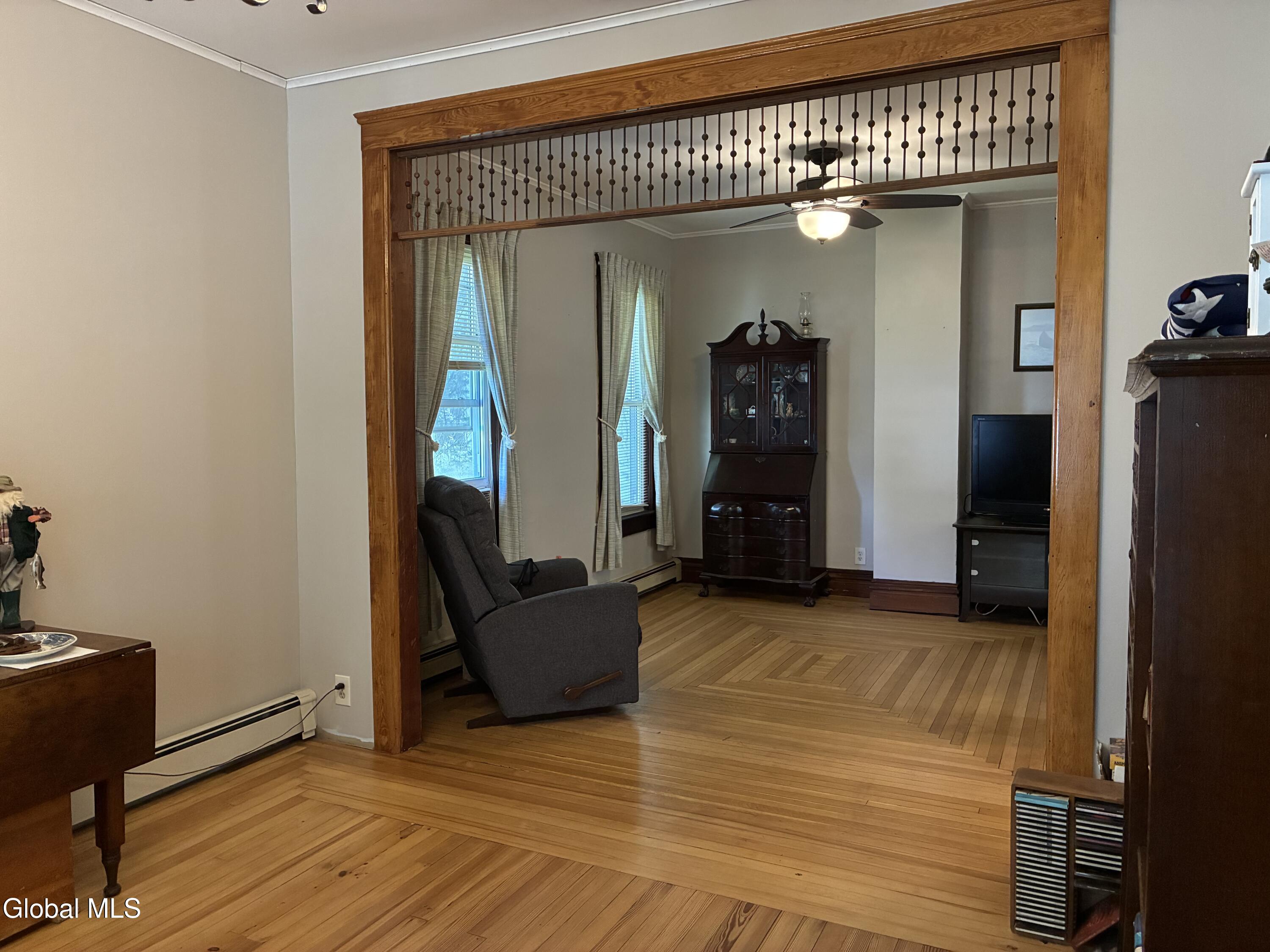 464 8th Avenue Troy NY 12182